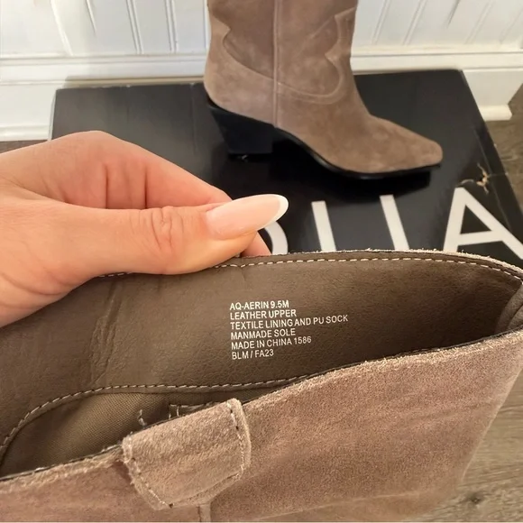 AQUA Gray Brown Taupe Suede Leather
Slouchy Heeled Cowboy Style Aerin Boots 9.5 - Picture 4 of 7